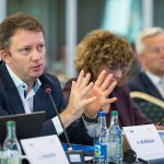 Siegfried Mureşan: Oricând sunt deschis unei discuţii cu social-democraţii. PSD-ul are de ales, acum, dacă votează un guvern pro-european sau îşi consolidează parteneriatul cu AUR şi extinde criza politică