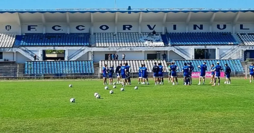 Veste bună     FOTO.  A fost semnat contractul pentru  demolarea vechii arene  a formației din Superliga » Cât va costa noul stadion