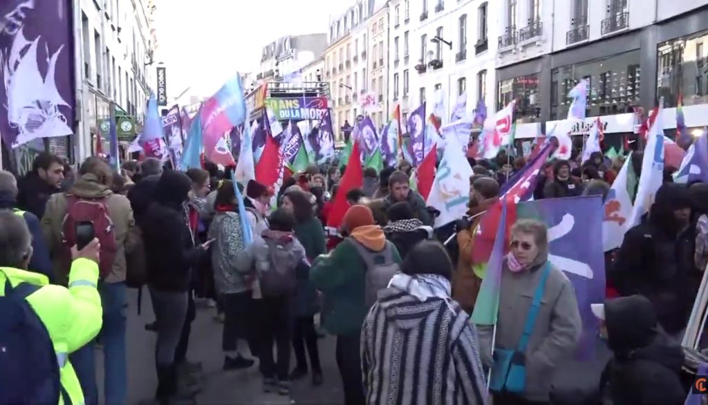 Grevă în sectorul public din Franţa / Peste 170 de manifestaţii vor fi organizate marţi