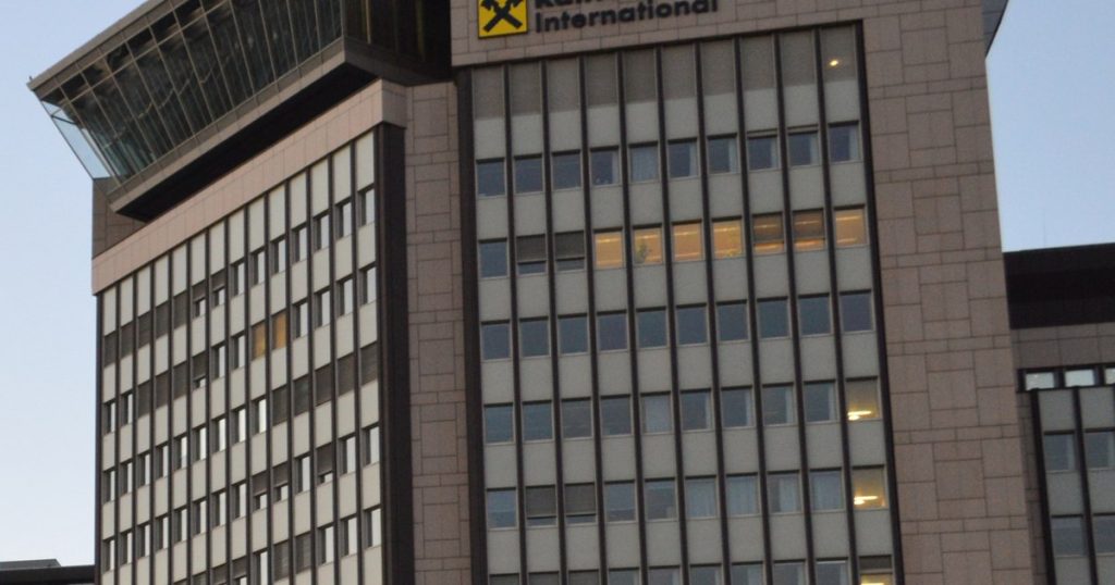 Raiffeisen Bank contestă în instanță amenda Consiliului Concurenței în dosarul ROBOR: „Nu există dovezi privind o eventuală înțelegere”