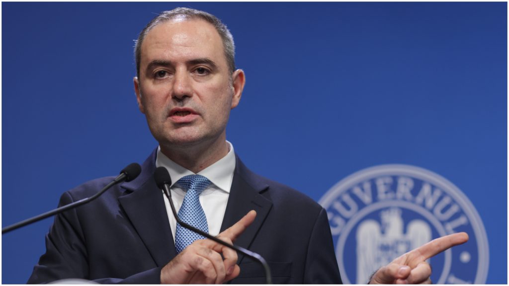 Nazare, înaintea verdictului agenției de rating S&P: Există riscul ca România să fie retrogradată. Sper să ne mențină, pe moment, calificativul de investiții | AUDIO
