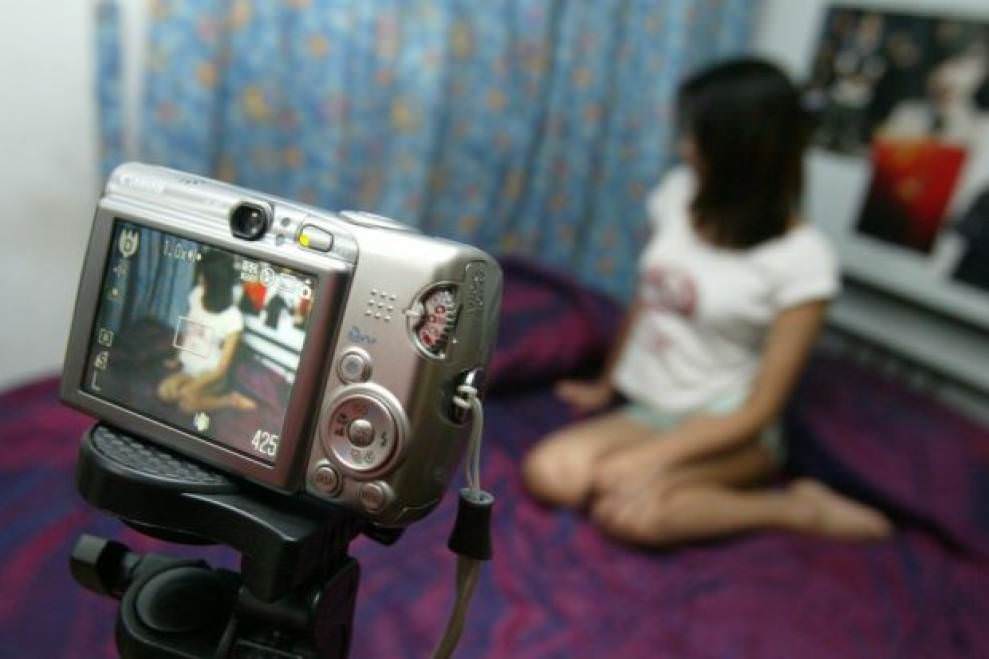 PORNOGRAFIE INFANTILĂ, AGRESIUNE SEXUALĂ ȘI VIOL – ACUZAȚIILE ADUSE UNOR BĂRBAȚI DIN GIURGIU, ARESTAȚI DUPĂ O SERIE DE PERCHEZIȚII