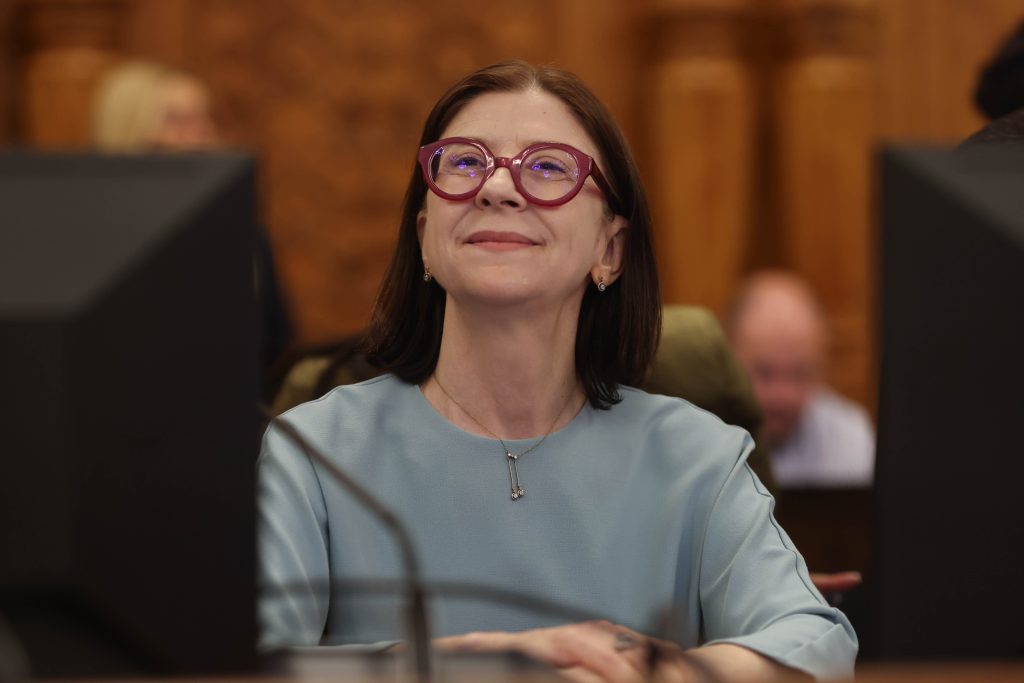 Pensie de 40.000 de lei pentru Andrea Chiș, fosta judecătoare propusă ministru al Justiției. „Nu banii m-au făcut să ies la pensie”