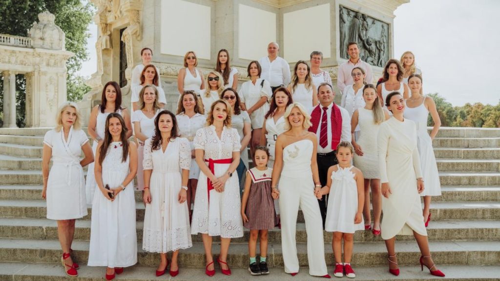 SheroTalk a ajuns la Madrid: „Prima palmă am primit-o în ziua nunții”