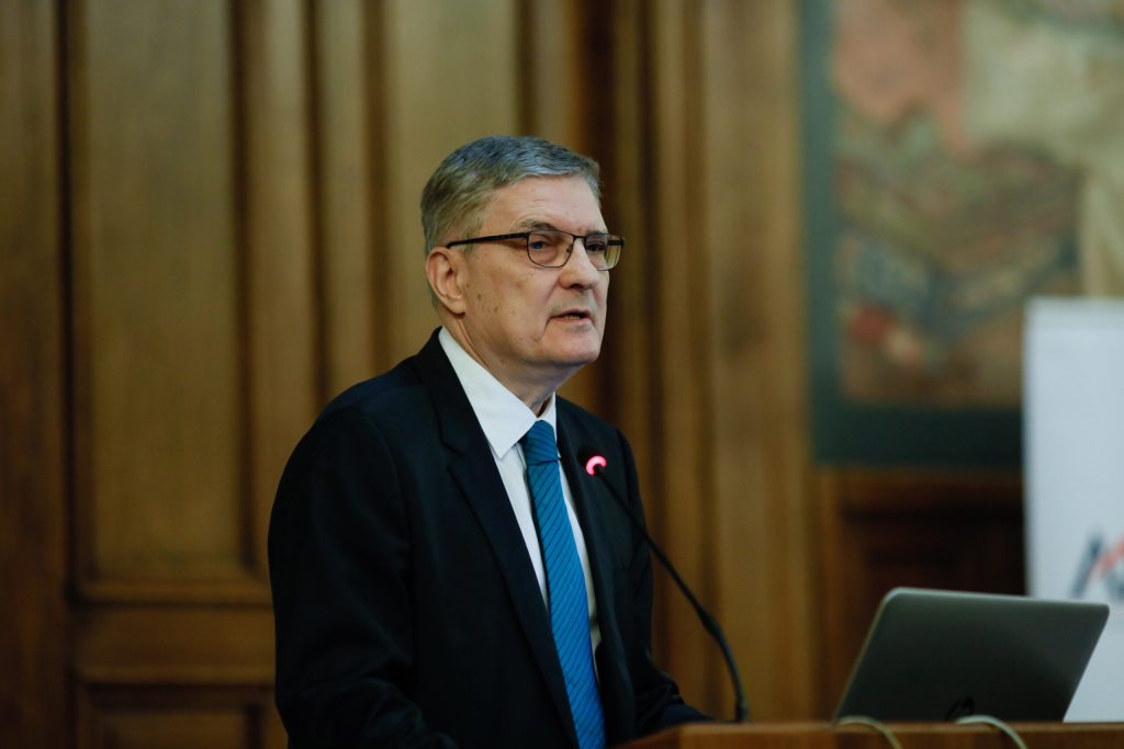 Dăianu: România are nevoie de o lege a salarizării unitare. Ce spune despre pensii, taxe și deficit
