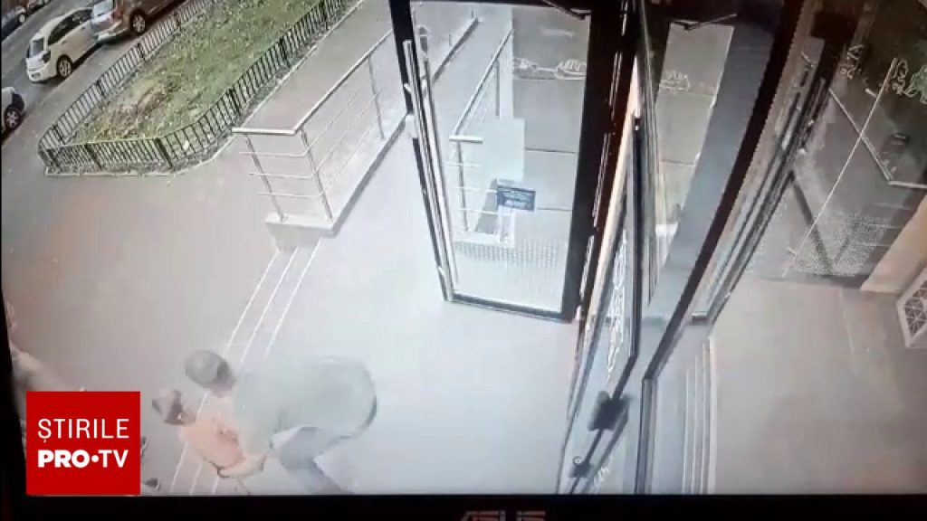 Operațiune a unui fost militar american în București. Momentul când își răpește copilul de pe stradă, de lângă mamă. VIDEO