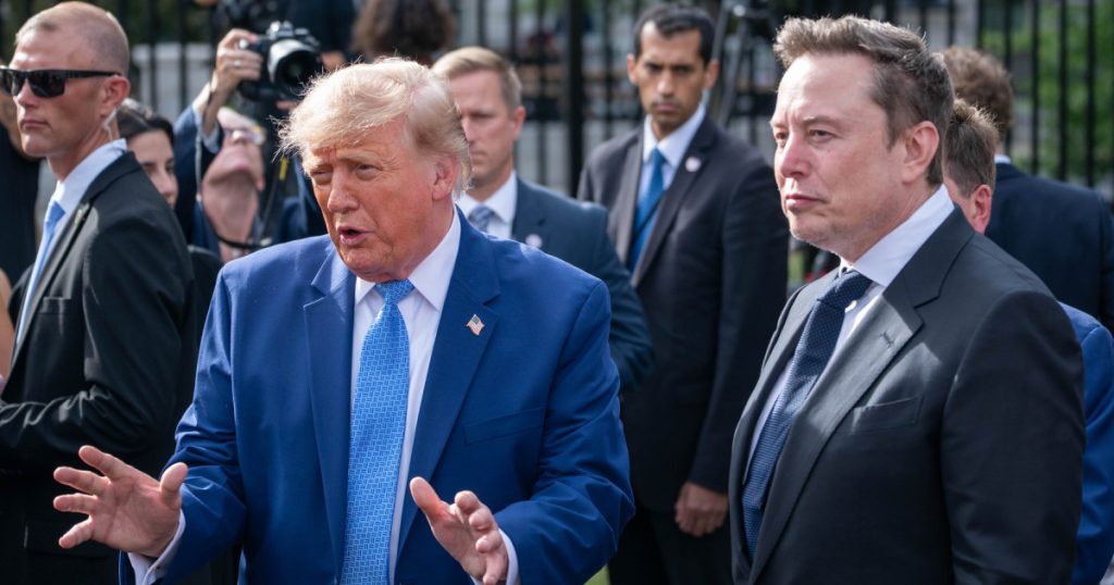Ce a decis Trump după întâlnirea cu șefii marilor companii tech la Casa Albă. Trei concluzii ale summitului „Superinteligenței”