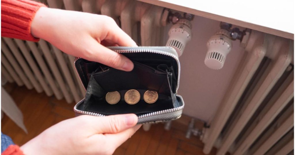 Facturile la energie împing milioane de europeni spre sărăcie. Cât din venit se duce pe electricitate și gaze