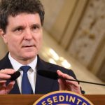 Nicuşor Dan: Alegerile anticipate înseamnă cinci luni în care noi nu putem face rectificare/ Eu sunt un om responsabil, adică nu ne jucăm de-a soarta acestei ţări