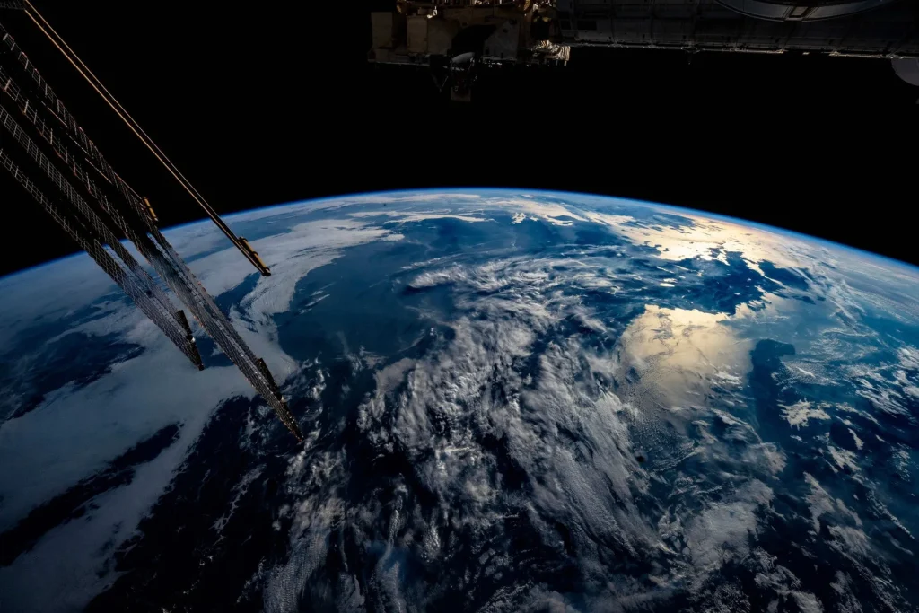 Un telescop legendar al NASA de aproape 1.500 kg va cădea pe Pământ în câteva săptămâni, după o misiune de salvare eșuată