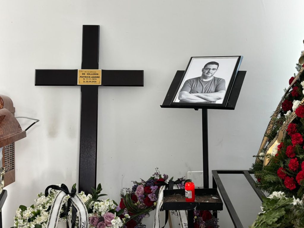 Patrick André de Hillerin este condus pe ultimul drum. Jurnalistul este înmormântat la Cimitirul Bellu Catolic din București