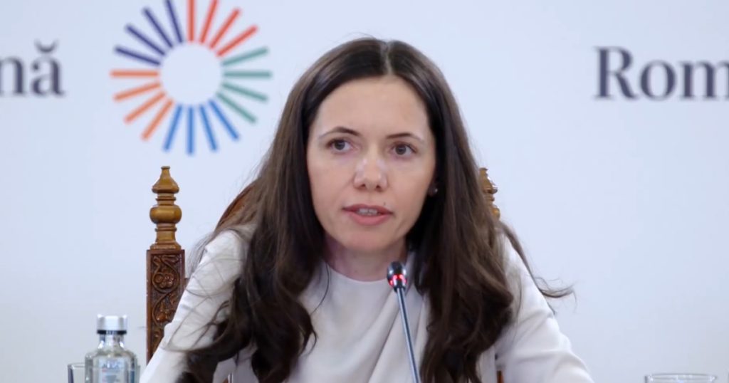 Mirabela Grădinaru: Trebuie să vorbim despre lumea în care cresc copiii noştri, o lume în care ecranele au devenit aproape inevitabile
