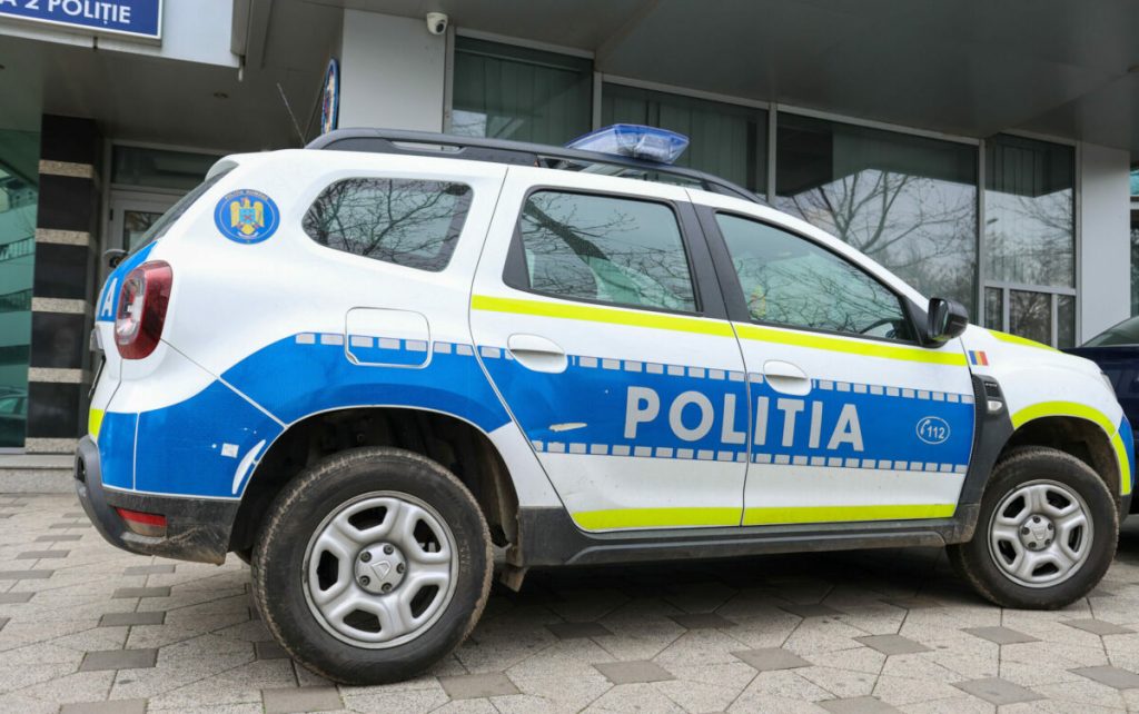 Suceava: Trei minori, cercetați pentru omor în cazul tânărului care a murit după ce a fost bătut în apropierea unui club din Fălticeni