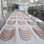 Tranzacție: Cris-Tim preia principalul competitor pe ready meals și cel mai mare producător de sandvișuri din România. Compania accelerează creșterea în segmentul ready meals prin achiziția Via Trend și Snack 4U