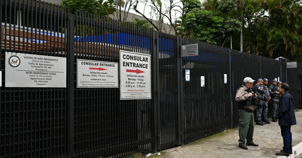 SUA își suspendă serviciile consulare în Brazilia chiar înainte de alegerile prezidențiale. Washingtonul invocă motive de securitate