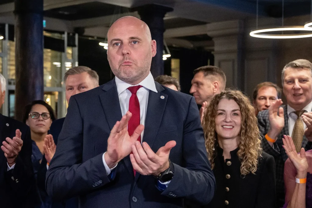 Partidul premierului Kulbergs, dat de exit-polluri câștigător detașat al alegerilor parlamentare din Letonia: „Nu mă așteptam la un asemenea rezultat”