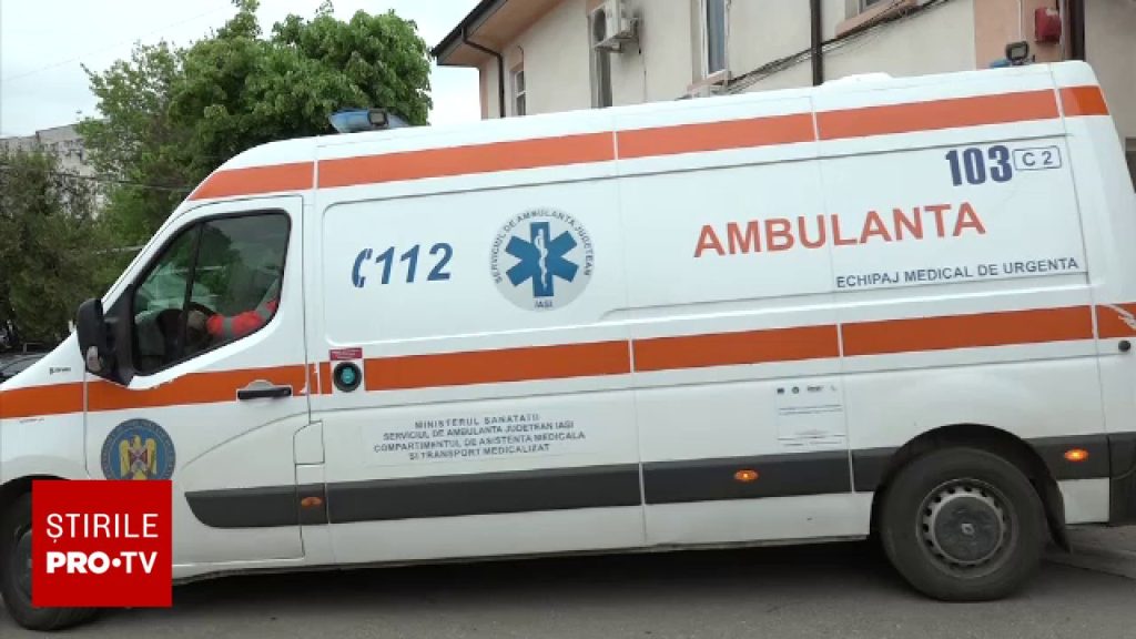 Accident grav pe DN6, în Caraș-Severin. Un bărbat de 68 de ani a murit după impactul dintre două TIR-uri și un autoturism