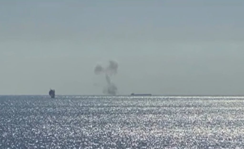 BREAKING NEWS O navă ar fi fost lovită de o dronă în Marea Neagră, în apropierea platformei Pescăruș. Două persoane și-au pierdut viața