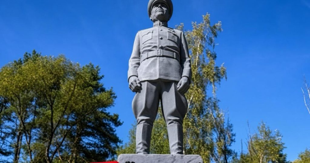 Monument dedicat mareșalului sovietic Ivan Konev, inaugurat în Slovacia. Inițiativa, lansată de premierul Robert Fico
