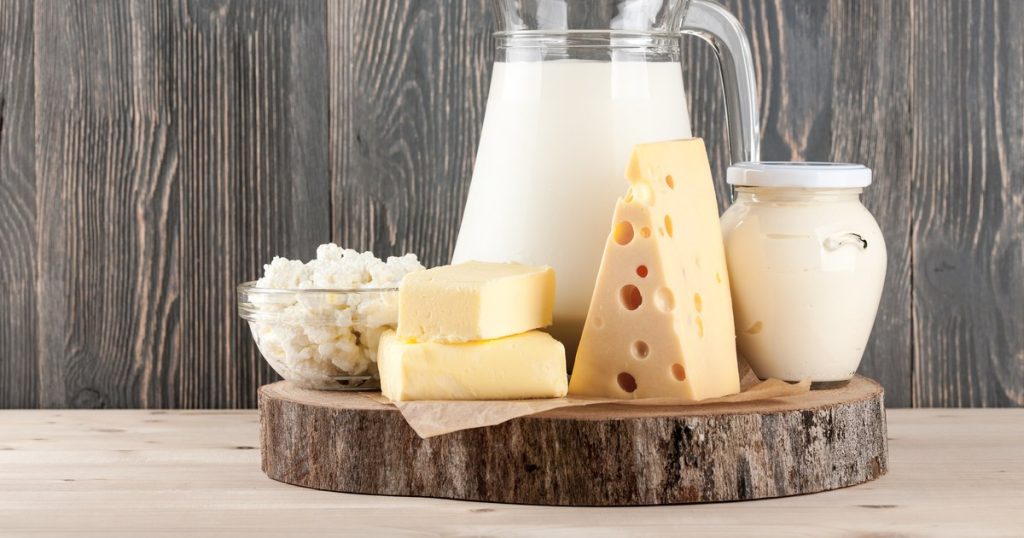 3 lactate pe care trebuie să le arunci imediat după expirare. Nu le consuma, chiar dacă par în regulă