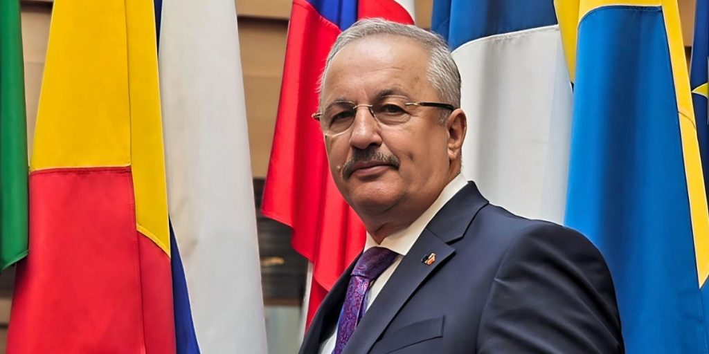 Vasile Dîncu: Să nu fim doar cumpărători ai noii industrii europene de apărare, să devenim și unii dintre creatorii ei