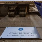 Agenţia Naţională pentru Ocuparea Forţei de Muncă organizează Bursa locurilor de muncă pentru absolvenţi în 63 de locaţii / Aproape 16.300 de locuri de muncă puse la dispoziţie