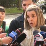 Cristela Georgescu, la ieşirea de la DIICOT: Astăzi am fost torturată văzând fotografiile copiilor pe ecrane străine. Dosarul este o uneltire îndelung planificată şi cu mult vicleşug realizată. Călin nu a înşelat, Călin a fost înşelat