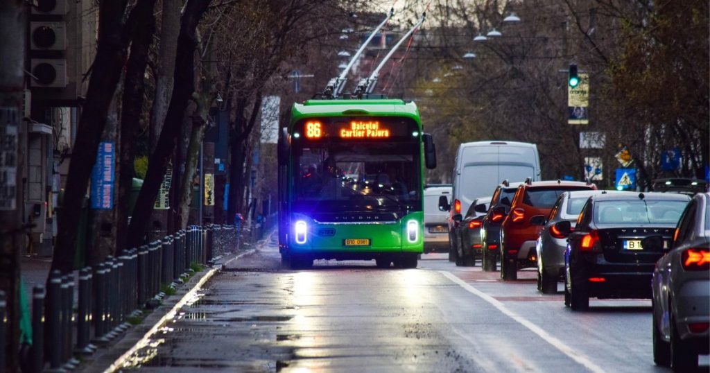 Bucureștiul primește 87,44 de milioane de euro pentru înnoirea flotei STB. Ce vehicule vor fi înlocuite pe trasee