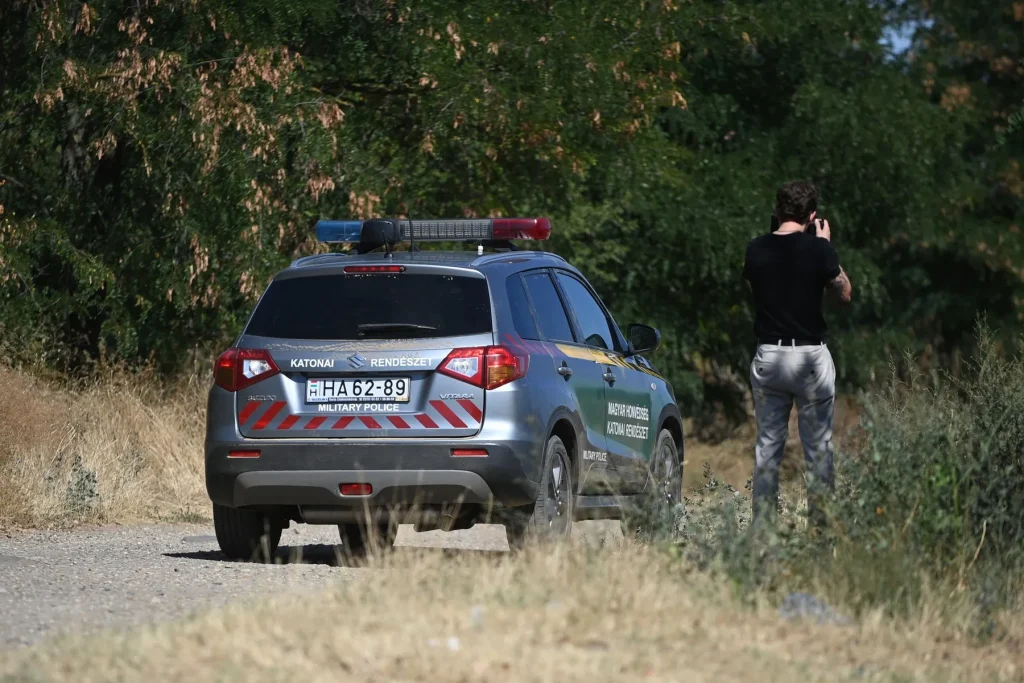 Un român este acuzat în Ungaria că a ținut un bărbat ca slav