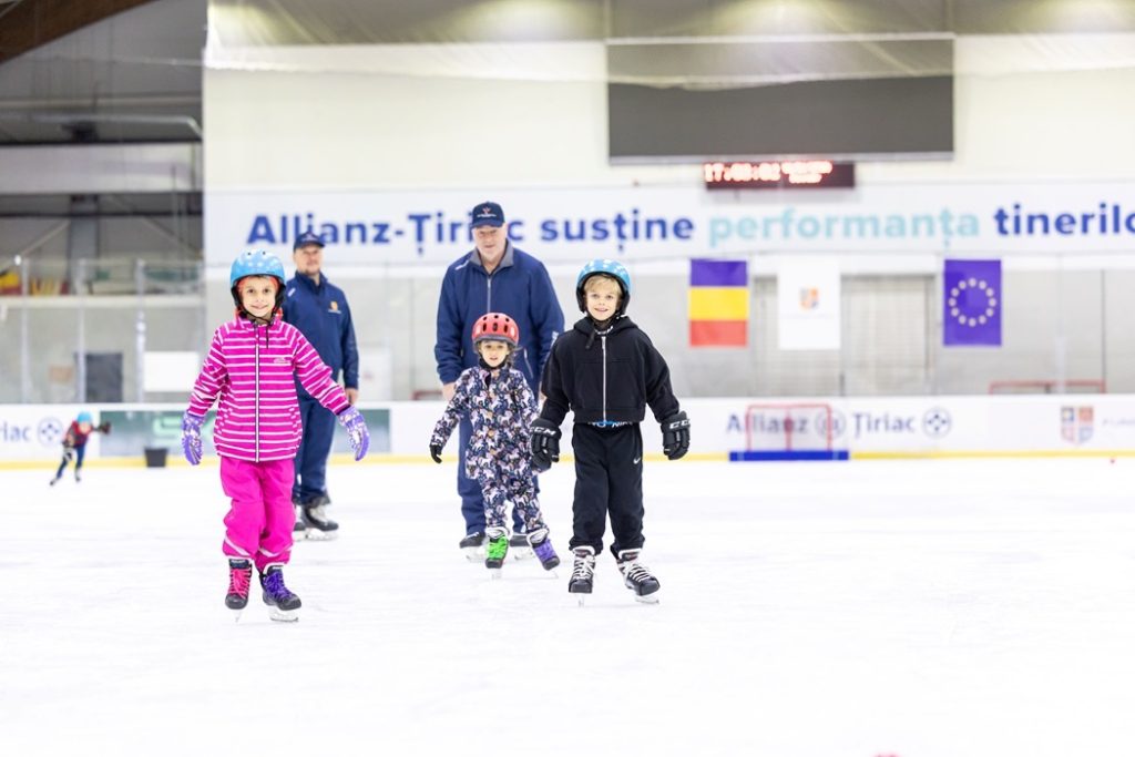 Fundația Țiriac lansează cea de-a zecea ediție a programului gratuit de inițiere în patinaj pentru copii, la Patinoarul Allianz-Țiriac Arena