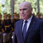 Ilie Bolojan, înainte de întâlnirea cu premierul desemnat: Cheltuielile statului nu trebuie să crească / Cei care fac promisiuni fără acoperire îşi bat joc de oameni. Este un mod de a guverna pe care l-am refuzat de la început şi nu îl vom accepta