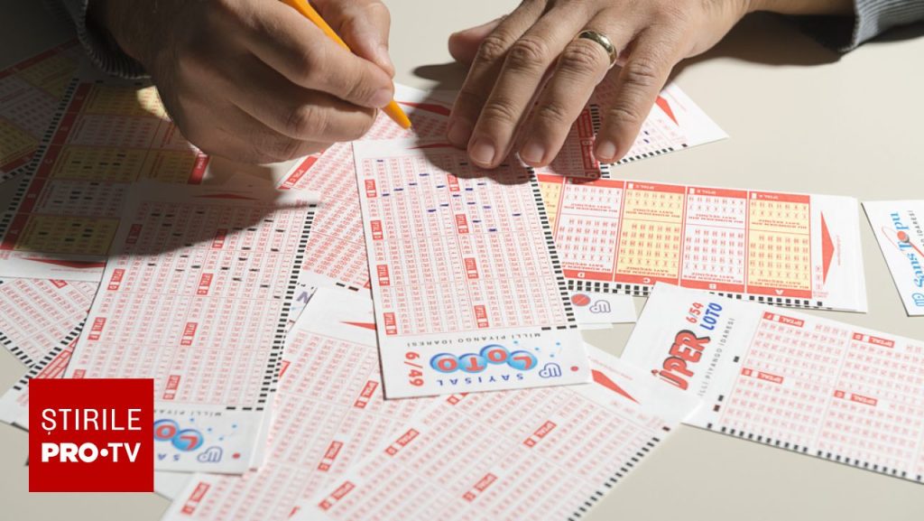Un italian a lipit două bilete necâștigătoare la loto pentru a încasa 10 milioane de euro. Cum a fost descoperită frauda