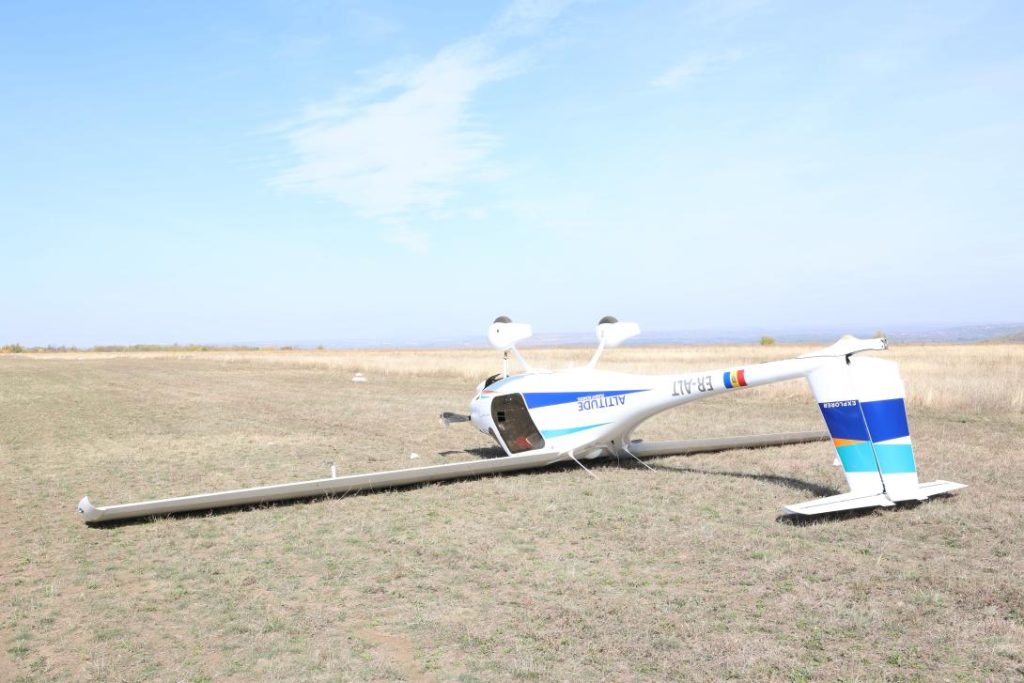 O aeronavă de mici dimensiuni s-a răsturnat la aterizare pe aerodromul din Vadul lui Vodă
