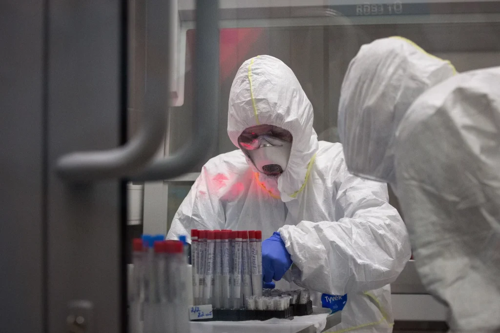 Centrul pentru Controlul și Prevenirea Bolilor (CDC) din SUA intră în alertă în urma cazurilor de ciumă din Siberia. Ce măsuri au anunțat oficialii americani