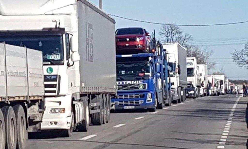 Noi tarife TollRo pentru camioanele electrice. Cât costă fiecare kilometru pe autostrăzi și drumuri naționale