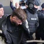 Bărbatul suspectat că şi-a ucis iubita şi i-a băgat trupul într-o valiză pe care a aruncat-o în râul Olt, audiat la Parchetul Tribunalului Vâlcea