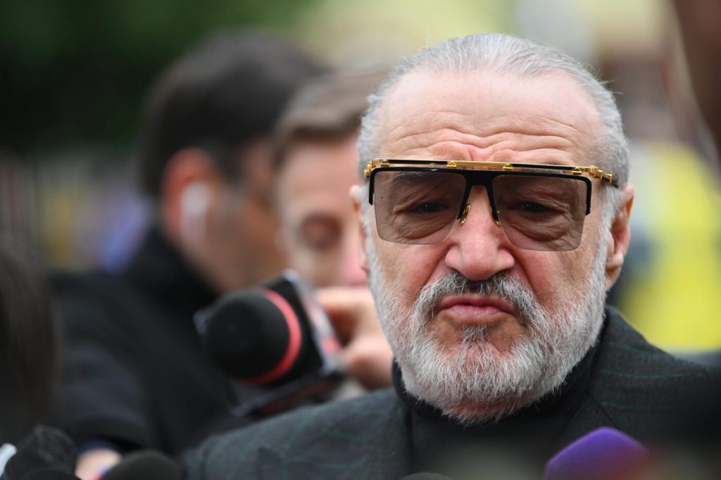 Mega-scandal în „casa” lui Gigi Becali! Cum a pierdut FCSB cel mai bun fotbalist: „Pile. Ține portbagajul deschis”