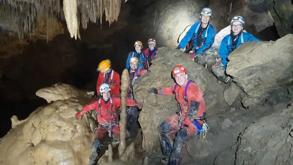 Tehnici avansate de salvare și o specie rară de 100 de ani: Ce au învățat salvatorii clujeni la întâlnirea ECRA din Slovenia
