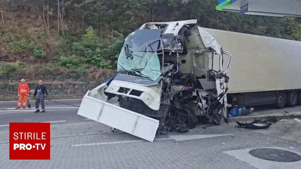 Șoferul turc care a intrat cu autocamionul într-o benzinărie de pe Valea Oltului și a avariat pompe a fost arestat preventiv