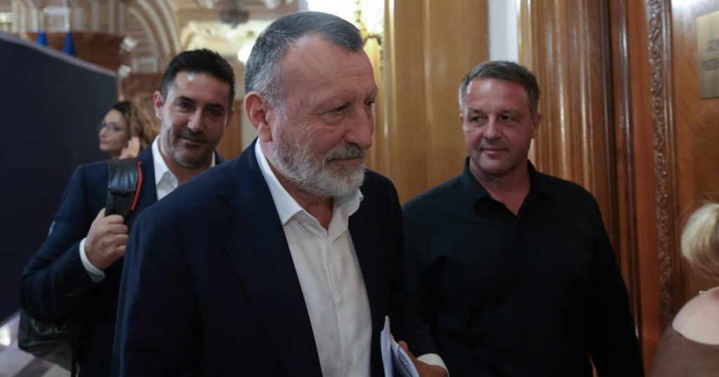 Ce spune Paul Stănescu despre zvonurile că ar pleca de la PSD în AUR: „Sunt uns cu toate alifiile”