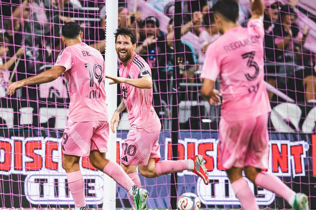 Messi și Suarez, recital împotriva echipei lui Louis Munteanu