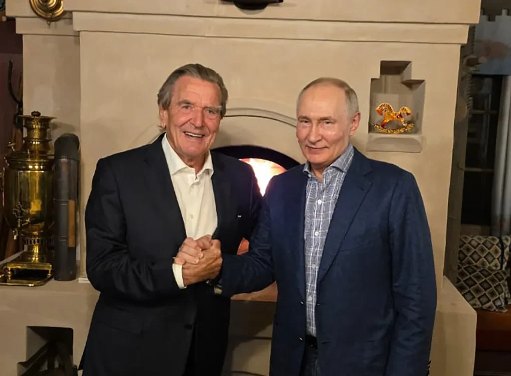 Social-democrații din Germania cer din nou excluderea din partid a lui Gerhard Schroeder, după întâlnirea cu Putin: „O ruşine absolută pentru întreaga ţară”