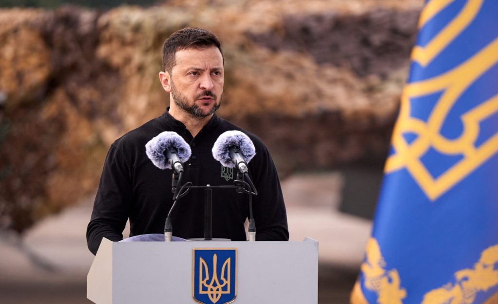 „Este treaba ucrainenilor să-şi aleagă liderul”, îi răspunde Zelenski lui Trump