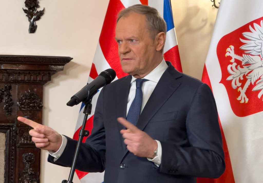 Poliţia poloneză a reţinut un bărbat, după o serie de ameninţări la adresa premierului Tusk