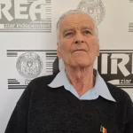 Un fost inginer din Cugir este doctorand la  vârsta de 90 de ani. Acesta spune că foloseşte internetul şi calculatorul, dar nu şi AI