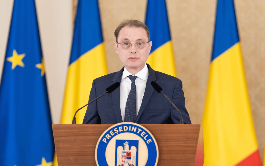 PSD decide astăzi dacă susține Guvernul Luca Niculescu. Premierul desemnat vrea să depună joi lista miniștrilor și programul de guvernare