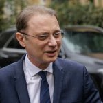 Luca Niculescu: S-au făcut progrese faţă de săptămâna trecută. Există partide care spun că vor vota acest Guvern, iar discuţiile continuă / Aş prefera un Guvern care să fie politic, sau o formulă mixtă, politic-tehnocrat