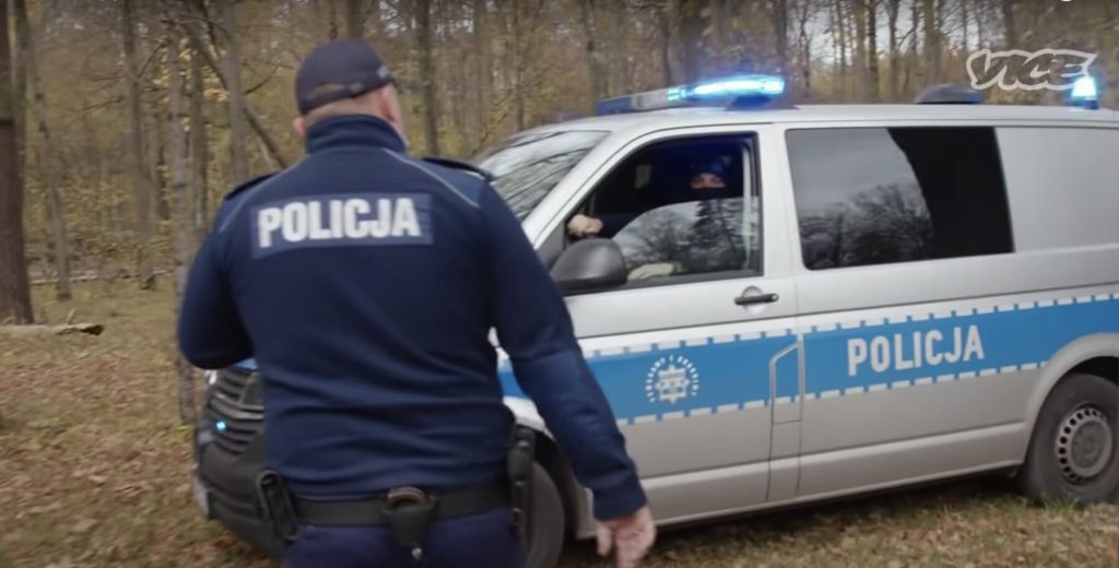 Peste 20.000 de poliţişti mobilizați în şcolile din Polonia după o serie de atacuri prin înjunghiere