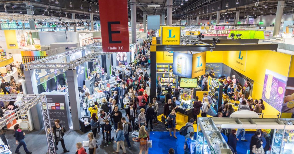 România, invitată de onoare la Târgul de Carte Frankfurt, dar fără vreun plan: „Azi am rupt pisica, ştie fiecare că celălalt aşteaptă”