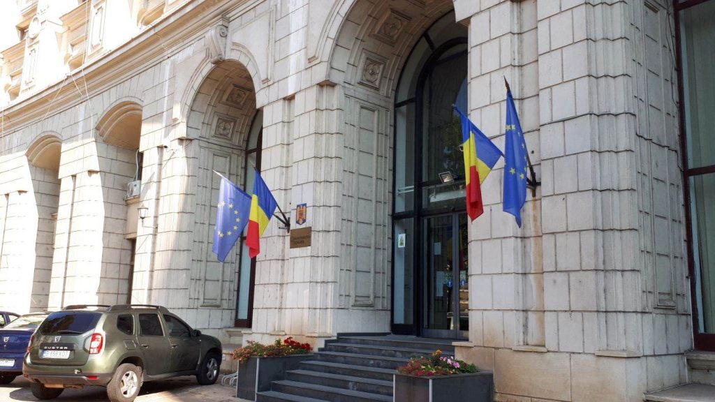 Statul a împrumutat 695 de milioane de lei, la o dobândă de 7,14%;  băncile au oferit aproape un miliard